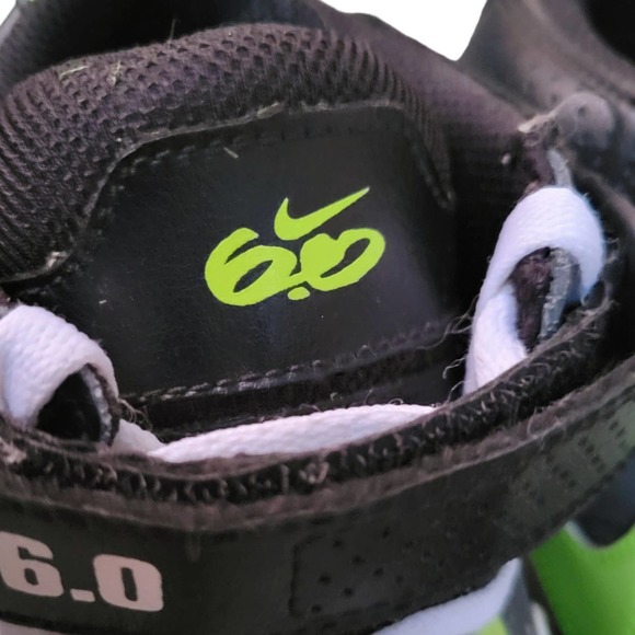 Nike 6.0 black and green SB Dunk Mogan mid Jr skate size 7Y - Picture 7 of 10